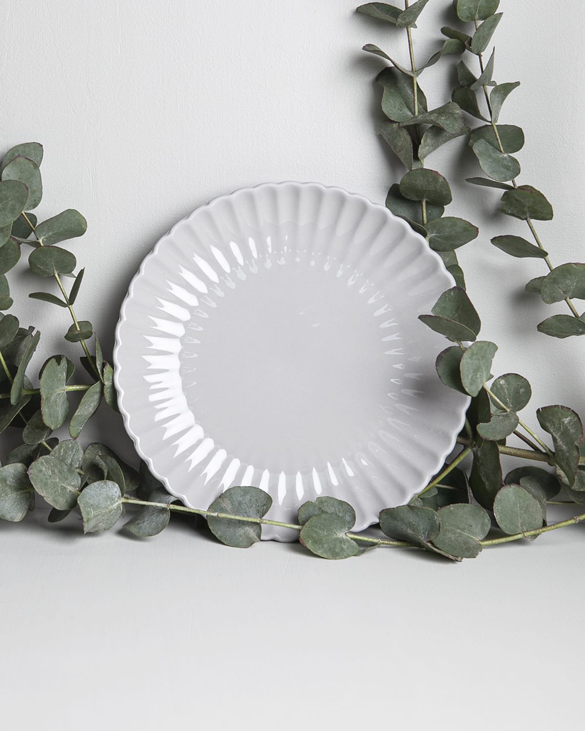 Omslagsbild för “Storefactory Flora Assiett grå”