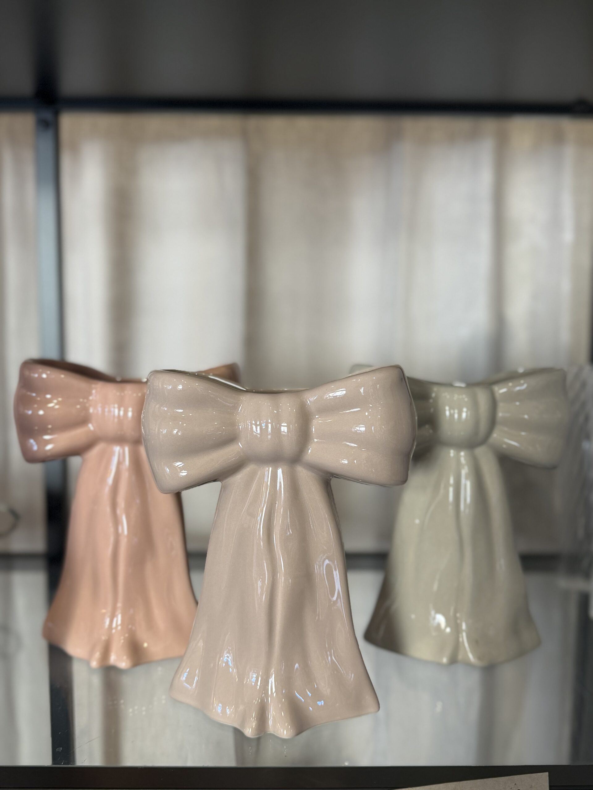 Omslagsbild för “Vas Happy Bow Rosett mix”