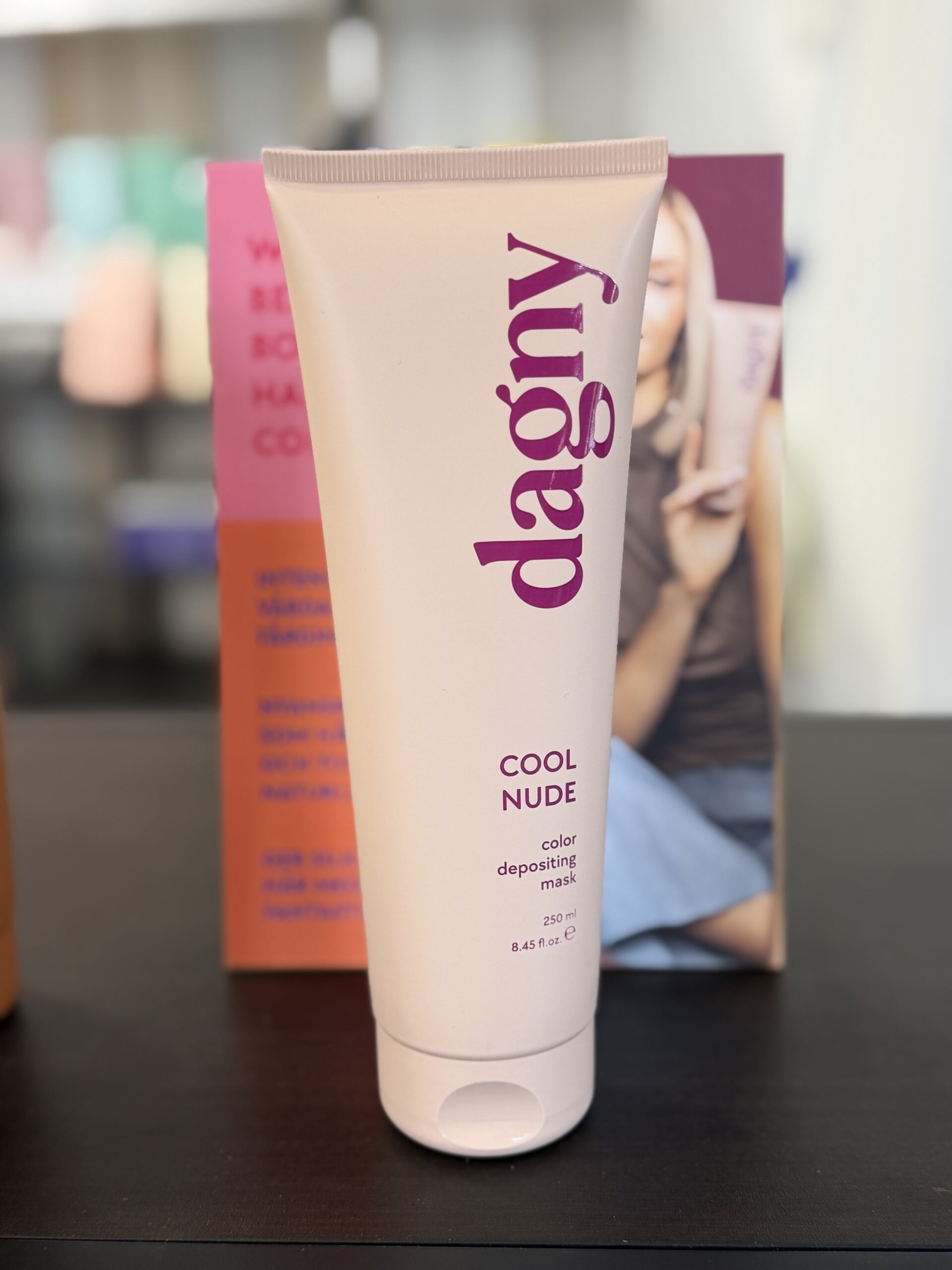 Omslagsbild för “Dagny Color Depositing Mask Cool Nude”